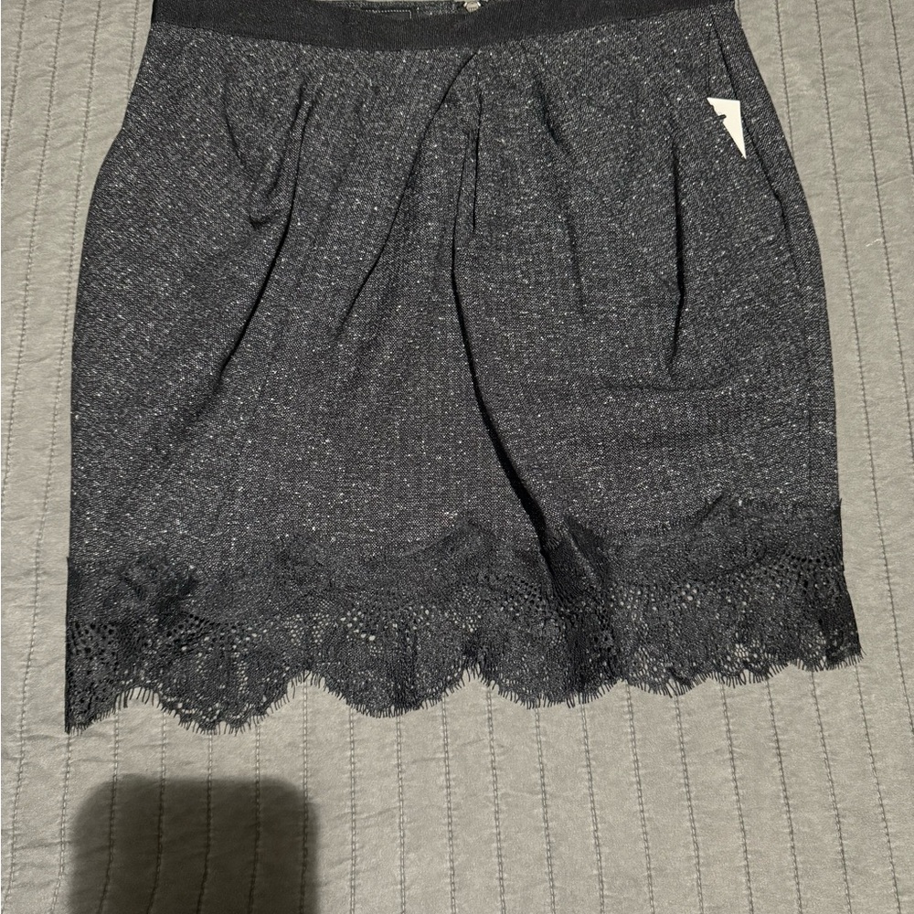 NWT Jessica Simpson Black Lace Hem Skirt